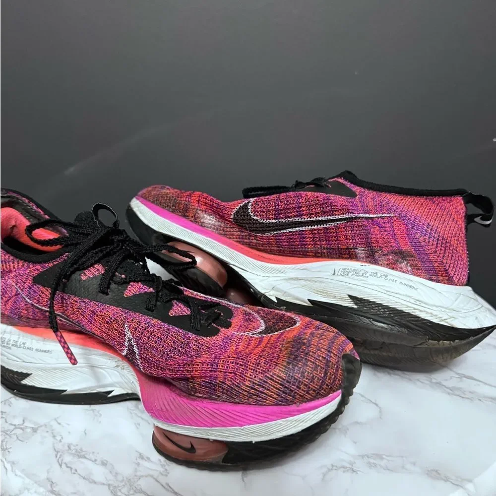 Nike Women's Pink Multi Flyknit Running Shoes - Picture 8 of 11